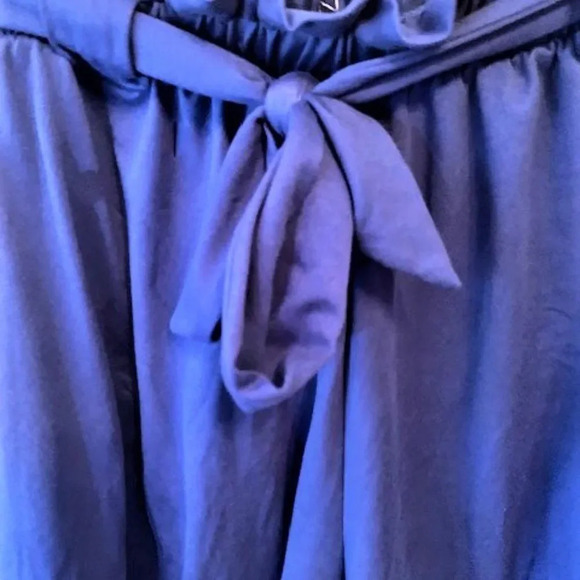 Blue Paperbag waist shorts - Picture 4 of 8